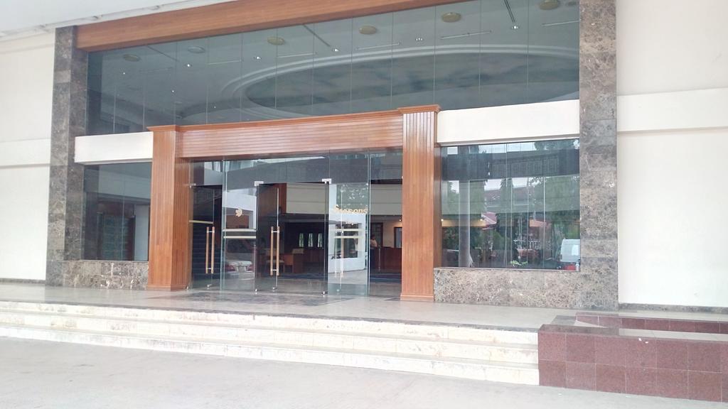 Seasons Of International Airport Hotel Yangon