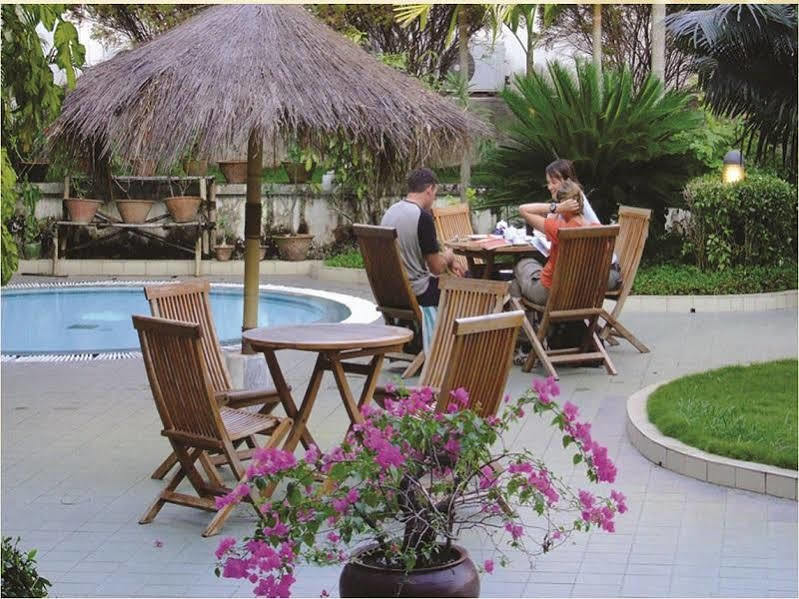 Seasons Of International Airport Hotel