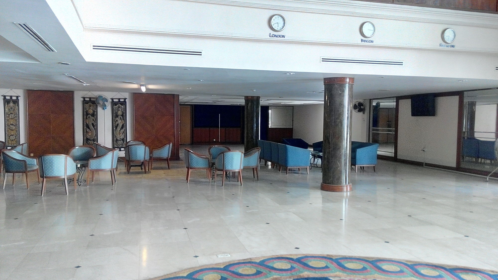 Seasons Of International Airport Hotel Yangon